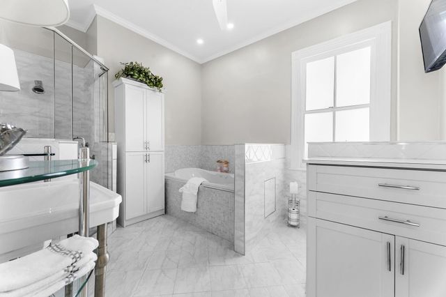 6 Rutledge Avenue, Charleston, SC 29401