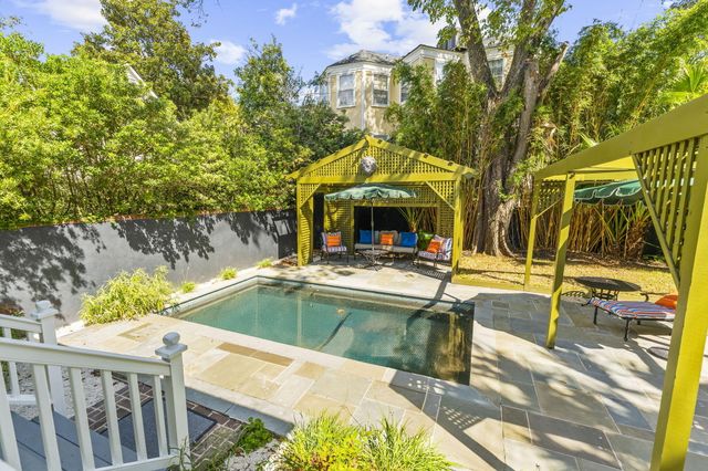 6 Rutledge Avenue, Charleston, SC 29401