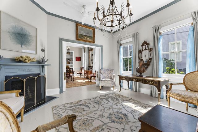 6 Rutledge Avenue, Charleston, SC 29401