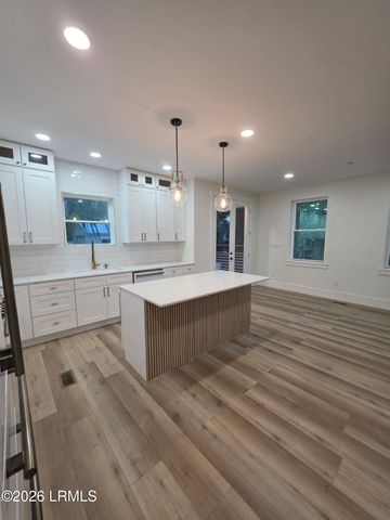 1104 11th Street, Port Royal, SC 29935