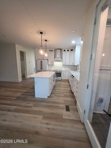1104 11th Street, Port Royal, SC 29935