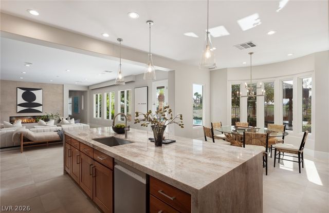 1975 Alcova Ridge Drive, Las Vegas, NV 89135