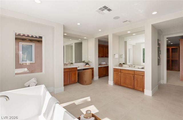 1975 Alcova Ridge Drive, Las Vegas, NV 89135