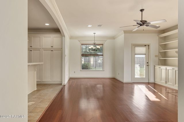 312 Quiet Meadows Circle, Youngsville, LA 70592