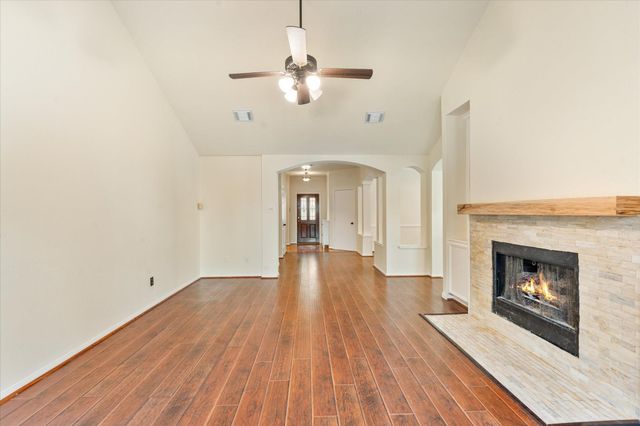 2618 Oxhill Court, Pearland, TX 77584