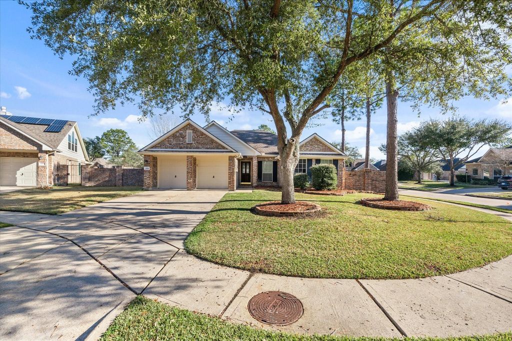 2618 Oxhill Court, Pearland, TX 77584