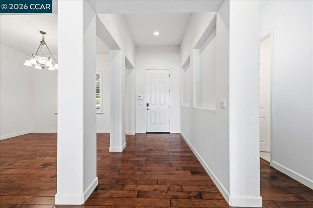5204 Skyler Ct, Concord, CA 94521
