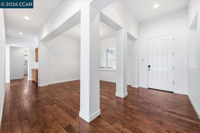 5204 Skyler Ct, Concord, CA 94521
