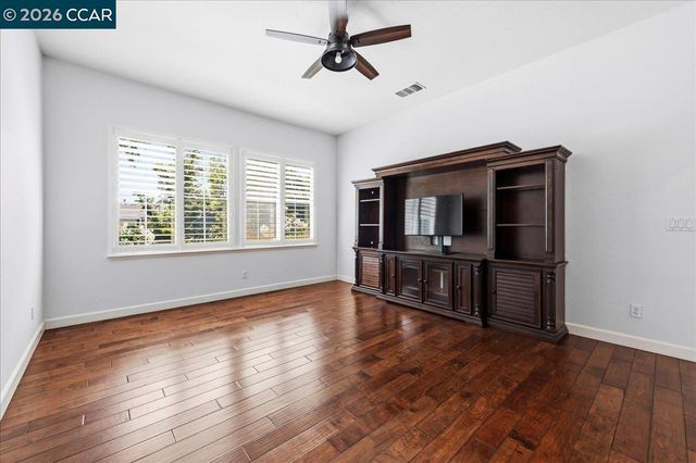 5204 Skyler Ct, Concord, CA 94521