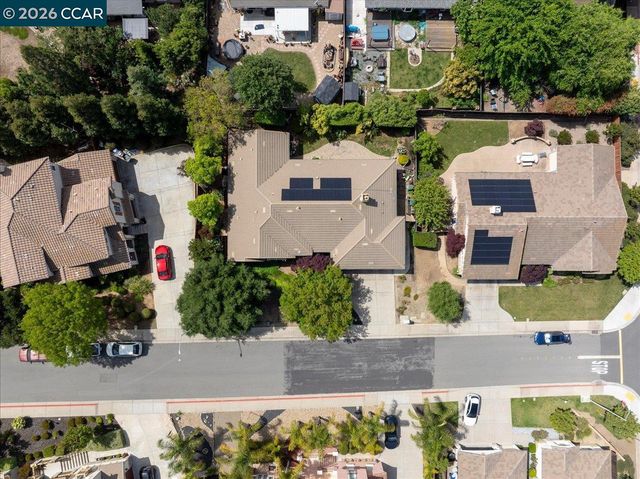 5204 Skyler Ct, Concord, CA 94521