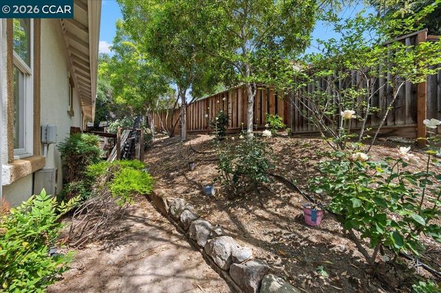 5204 Skyler Ct, Concord, CA 94521