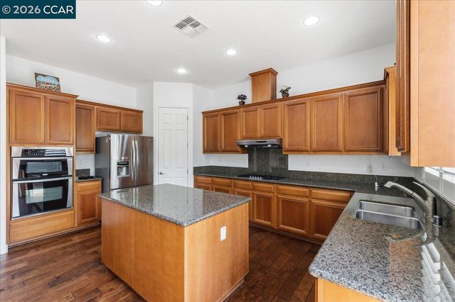 5204 Skyler Ct, Concord, CA 94521