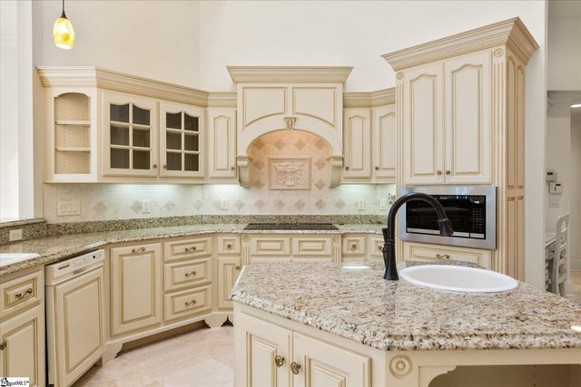 100 Evening View Way, Travelers Rest, SC 29690