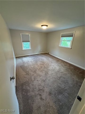 2533 Coblentz Drive, Poland, OH 44514