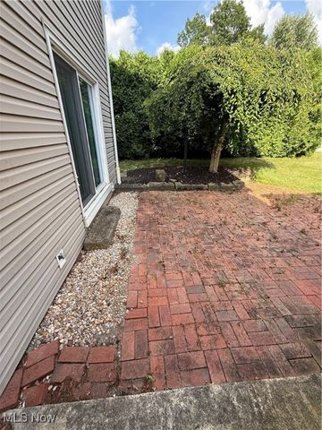 2533 Coblentz Drive, Poland, OH 44514