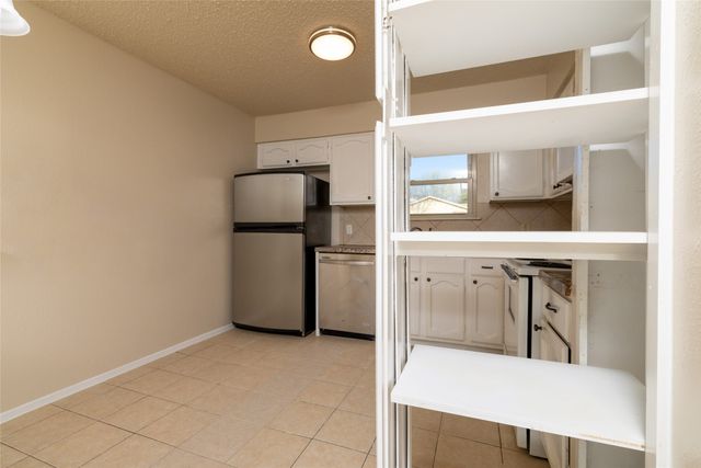 551 Rockledge Drive, Saginaw, TX 76179