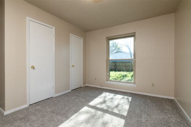 551 Rockledge Drive, Saginaw, TX 76179