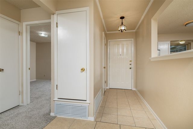 551 Rockledge Drive, Saginaw, TX 76179