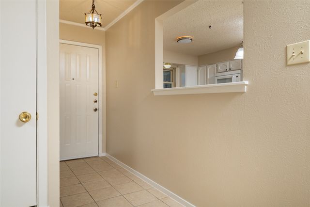 551 Rockledge Drive, Saginaw, TX 76179