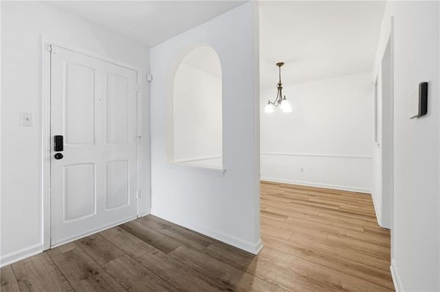 123 Maison Place NW, Atlanta, GA 30327