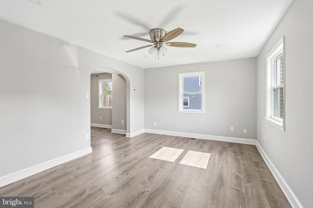 202 OLD DUPONT RD, Wilmington, DE 19804