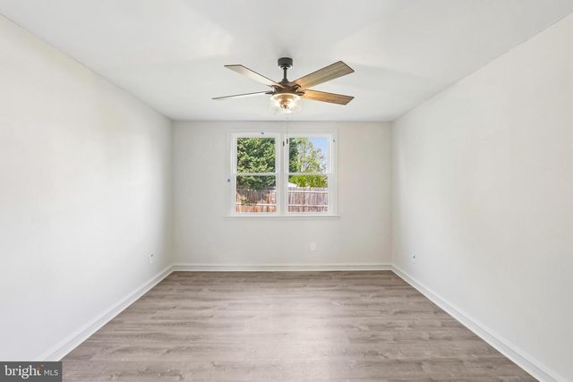 202 OLD DUPONT RD, Wilmington, DE 19804