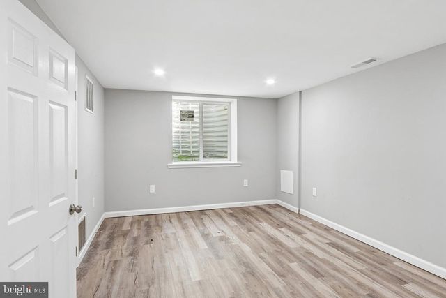 202 OLD DUPONT RD, Wilmington, DE 19804