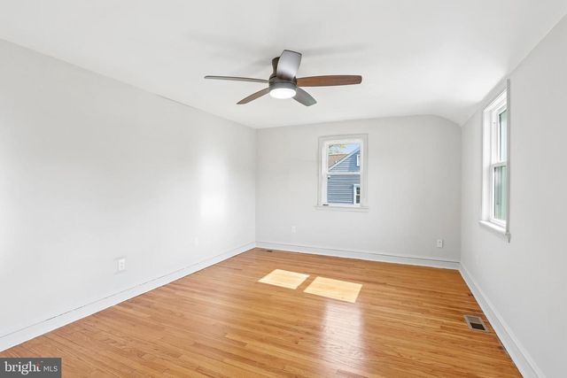 202 OLD DUPONT RD, Wilmington, DE 19804