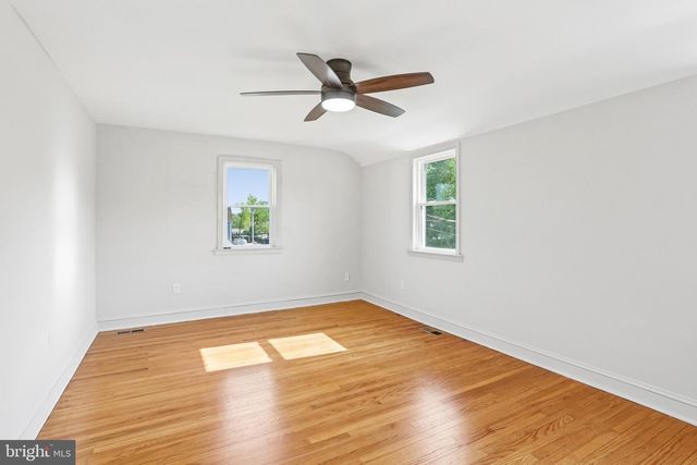 202 OLD DUPONT RD, Wilmington, DE 19804