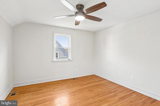 202 OLD DUPONT RD, Wilmington, DE 19804