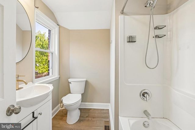 202 OLD DUPONT RD, Wilmington, DE 19804