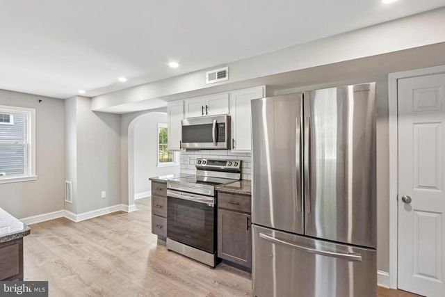202 OLD DUPONT RD, Wilmington, DE 19804