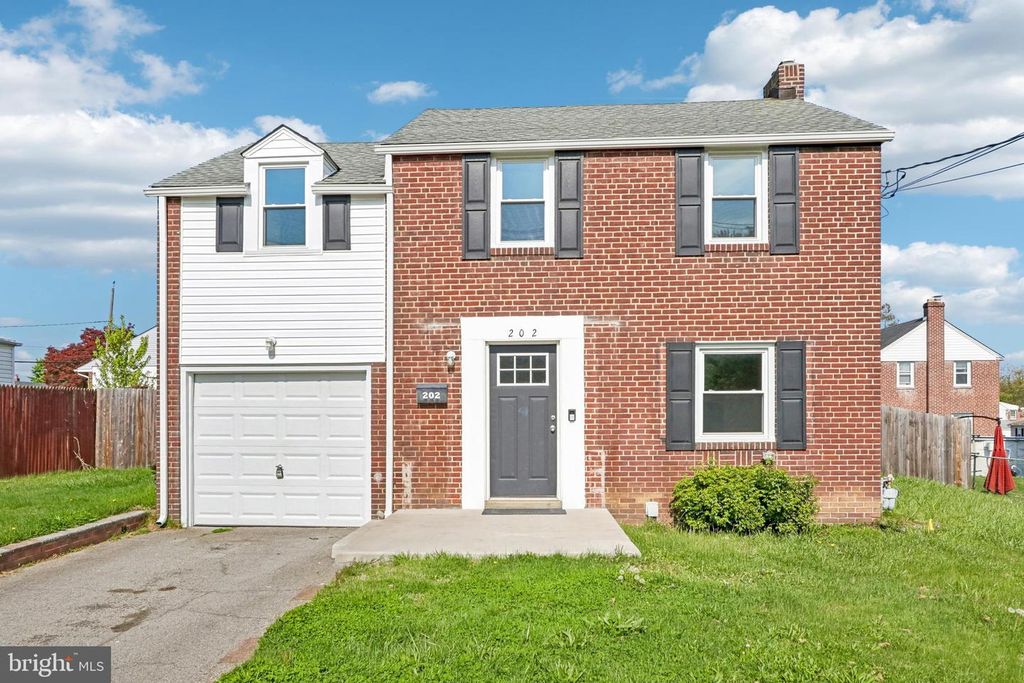 202 OLD DUPONT RD, Wilmington, DE 19804