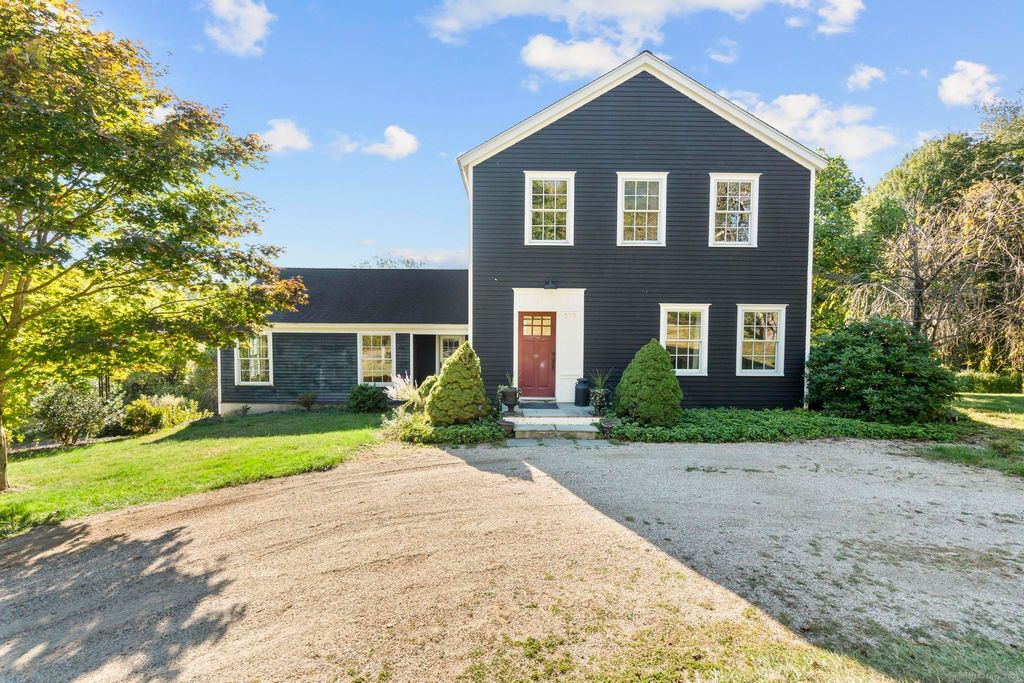 579 Bethmour Road, Bethany, CT 06524