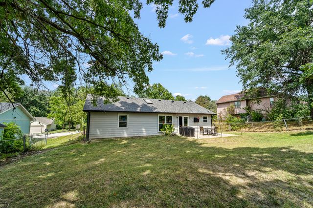5406 ARROWWOOD DR, Columbia, MO 65202