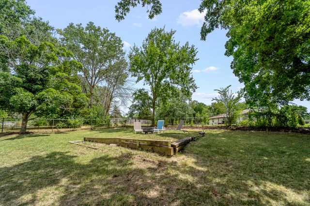 5406 ARROWWOOD DR, Columbia, MO 65202