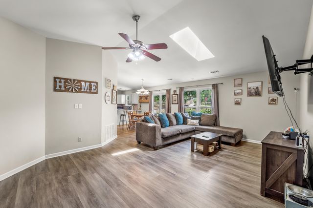 5406 ARROWWOOD DR, Columbia, MO 65202