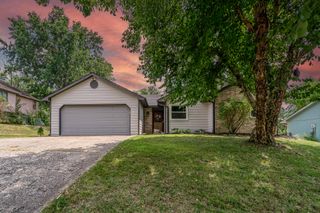 5406 ARROWWOOD DR, Columbia, MO 65202