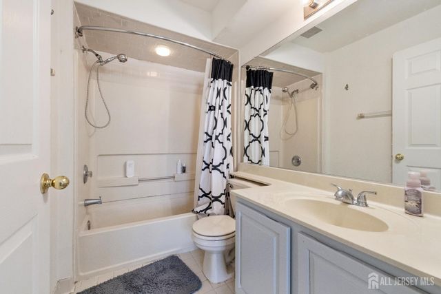 1131 Waterford Drive, Edison, NJ 08817