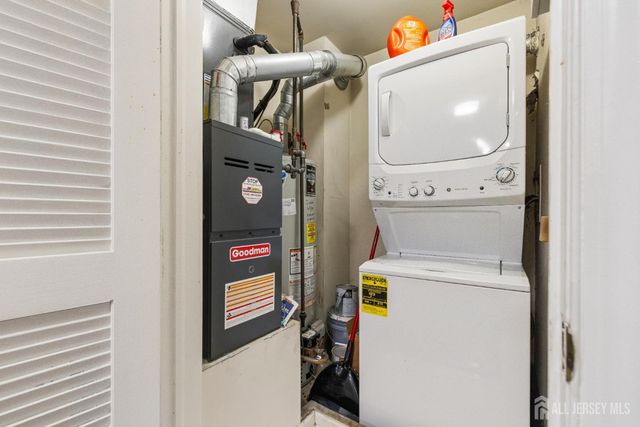 1131 Waterford Drive, Edison, NJ 08817