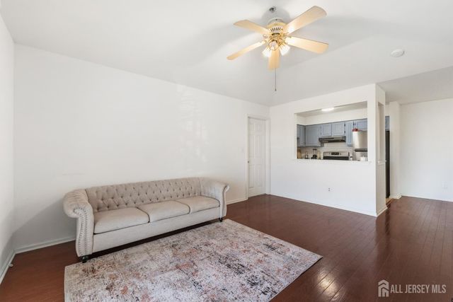 1131 Waterford Drive, Edison, NJ 08817