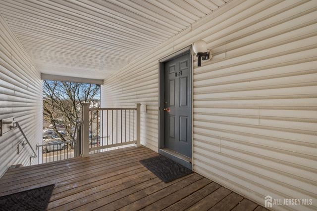 1131 Waterford Drive, Edison, NJ 08817