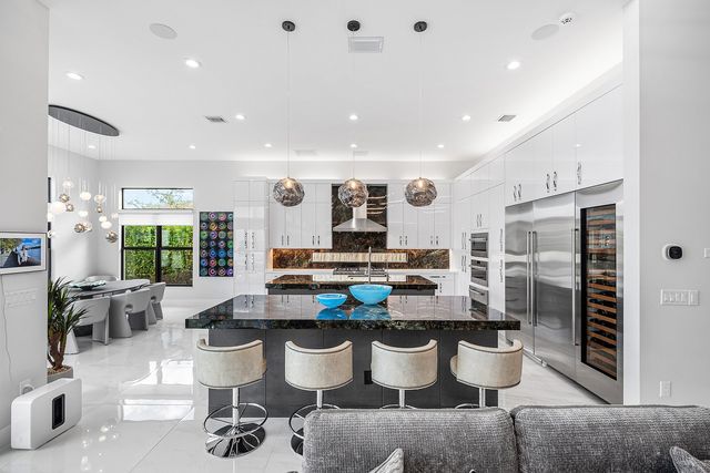 9569 Vescovato Way, Boca Raton, FL 33496