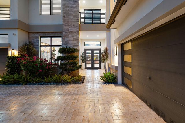 9569 Vescovato Way, Boca Raton, FL 33496