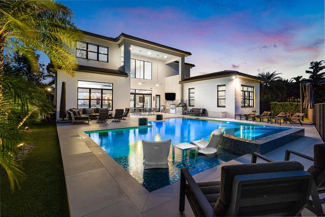 9569 Vescovato Way, Boca Raton, FL 33496