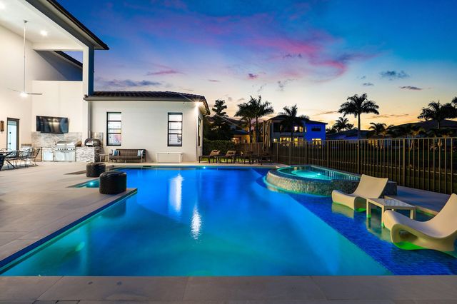 9569 Vescovato Way, Boca Raton, FL 33496