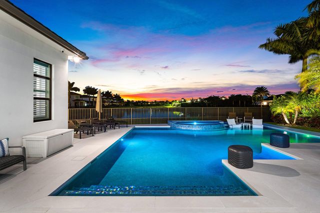 9569 Vescovato Way, Boca Raton, FL 33496