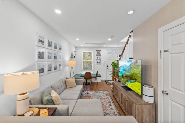80.5 ERIE ST, Jc, Downtown, NJ 07302