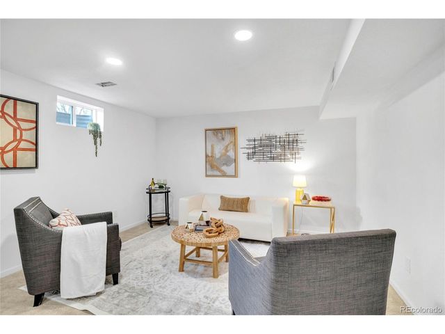 3320 W Saratoga Ave, Englewood, CO 80110