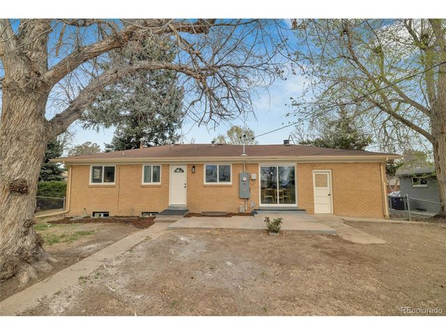 3320 W Saratoga Ave, Englewood, CO 80110